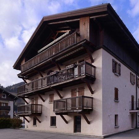 Warm 2-Bedroom Apartment Near The Tourist Office Megève Dış mekan fotoğraf